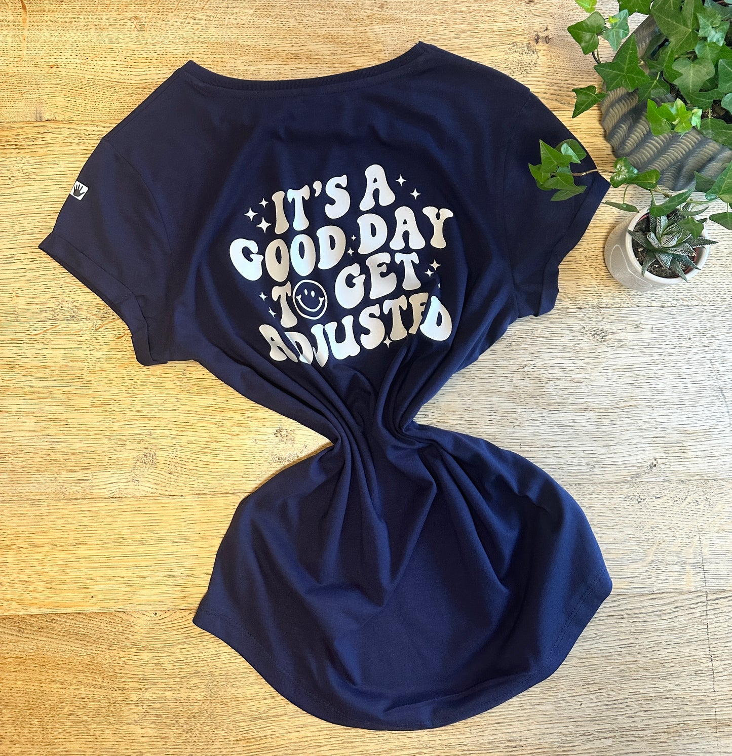 It's a good day to get adjusted Womens fittted T-shirt (Navy)
